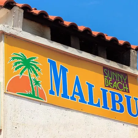 Malibu 3*